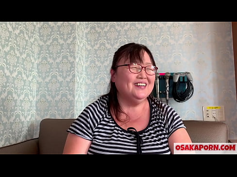 ❤️ Omm grassa Ġappuniża turi t-tits kbar tagħha u tgawdi ġugarell sesswali. Omm Asjatika ta’ 51 sena titkellem dwar l-esperjenza sesswali tagħha. Yukiko 1 OSAKAPORN milf grassa Vidjow porn lilna